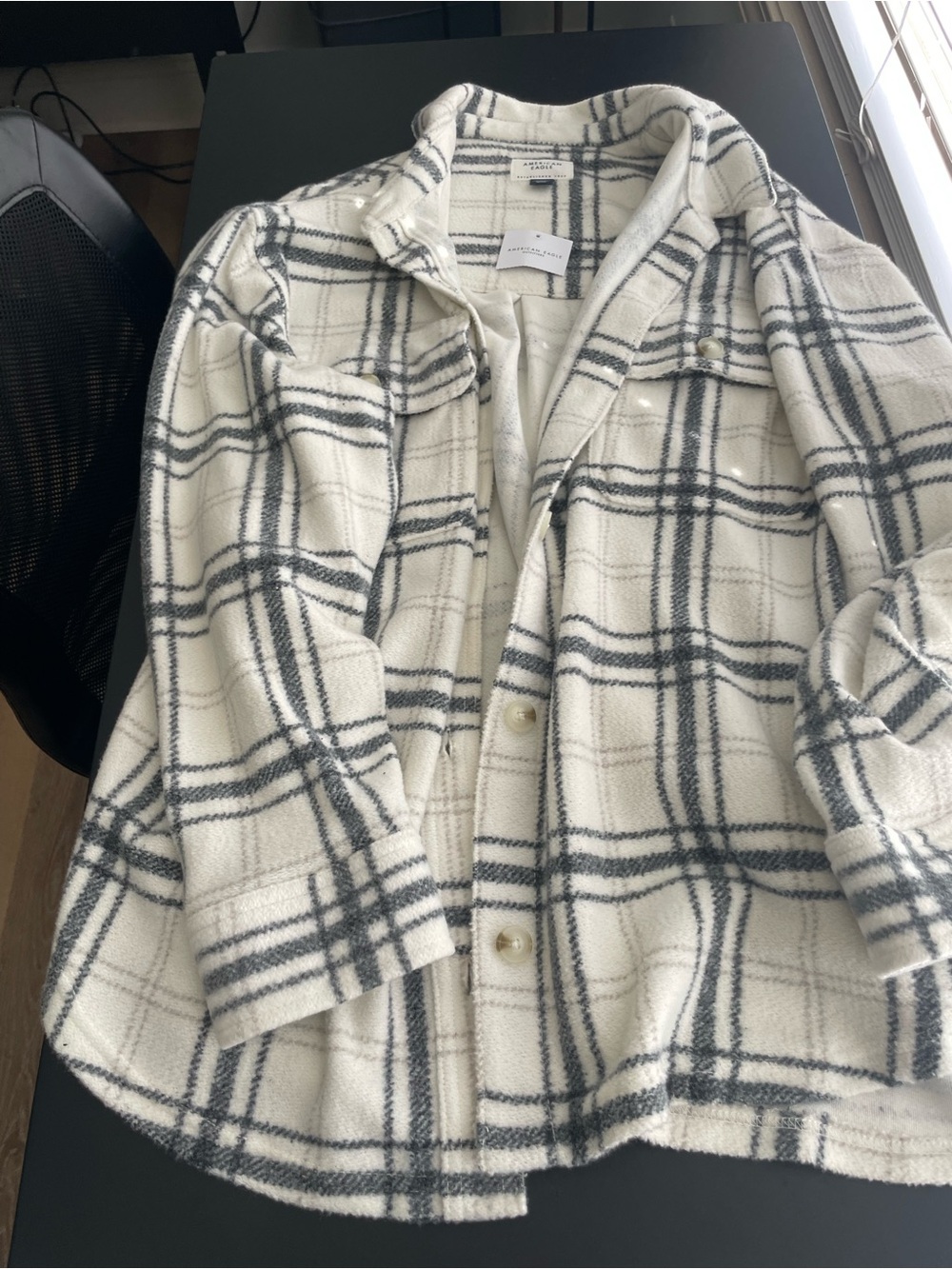 American Eagle Outfitters White & Black Plaid Teddy Shacket
